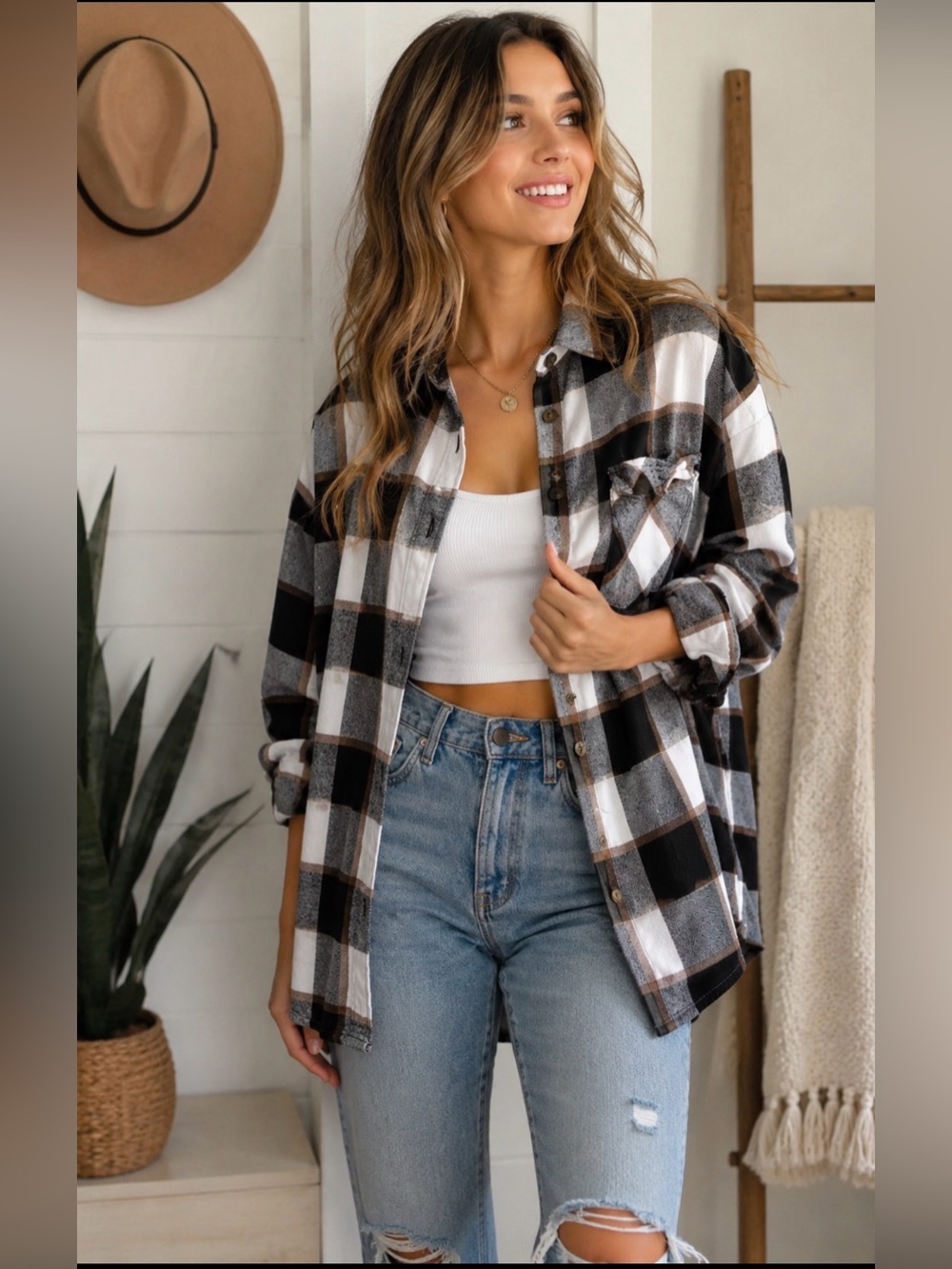 Tillys RSQ Flannel Button Up Shirt Women's Size XXSmall Plaid White Black